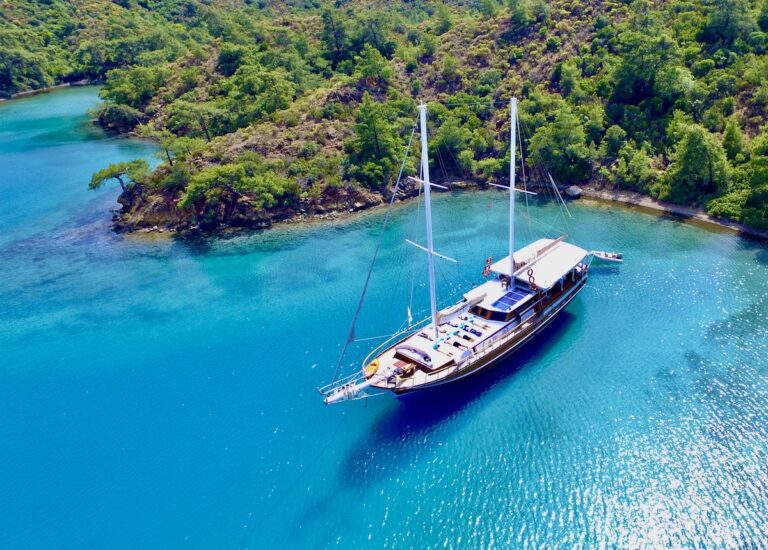 Yoga Sailing Retreat